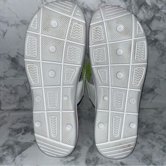 OP Women’s Multi Pink Memory Foam Thong Sandals Size M 7 / 8 Flip Flops Slip On - Picture 6 of 7